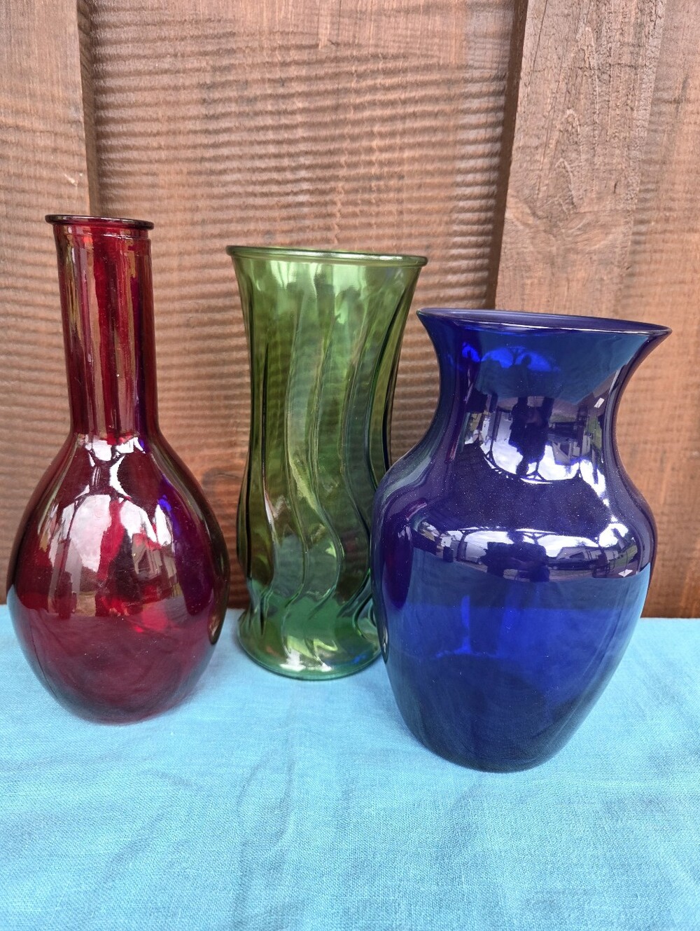 Colored Glass Vintage Vase Bundle - Picture 4 of 7